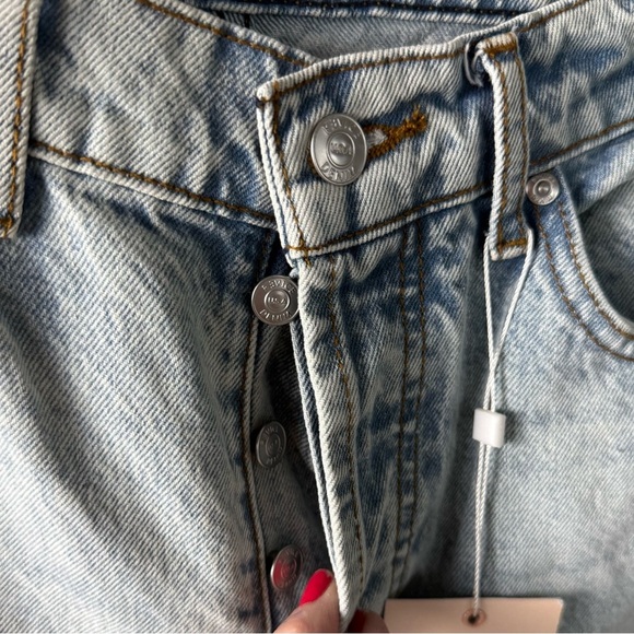 New REVICE Denim Ex-Boyfriend Jeans Player One Denim Distressed Women’s Size 28 - Picture 9 of 16